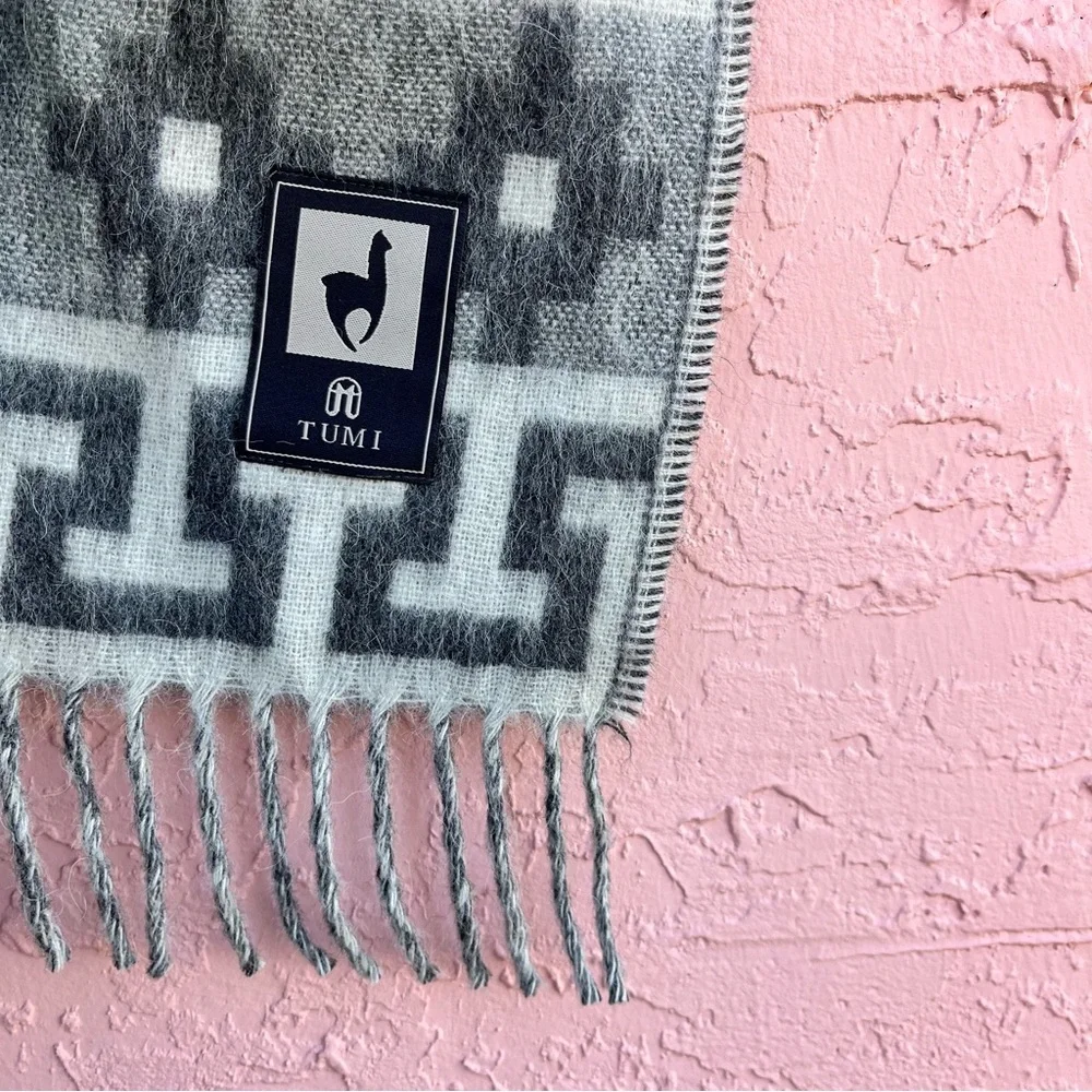 Tumi Throw Blanket Wool Alpaca Peruvian Gray Fringe Travel 64” X 53”
